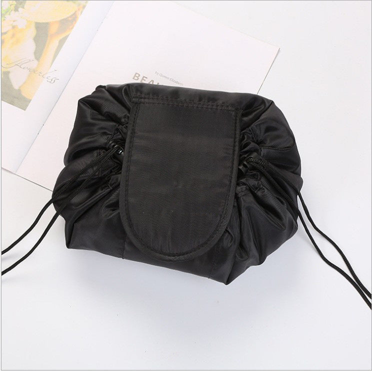 EazyGlam - Innovative Schnürsenkel Kosmetik Tasche