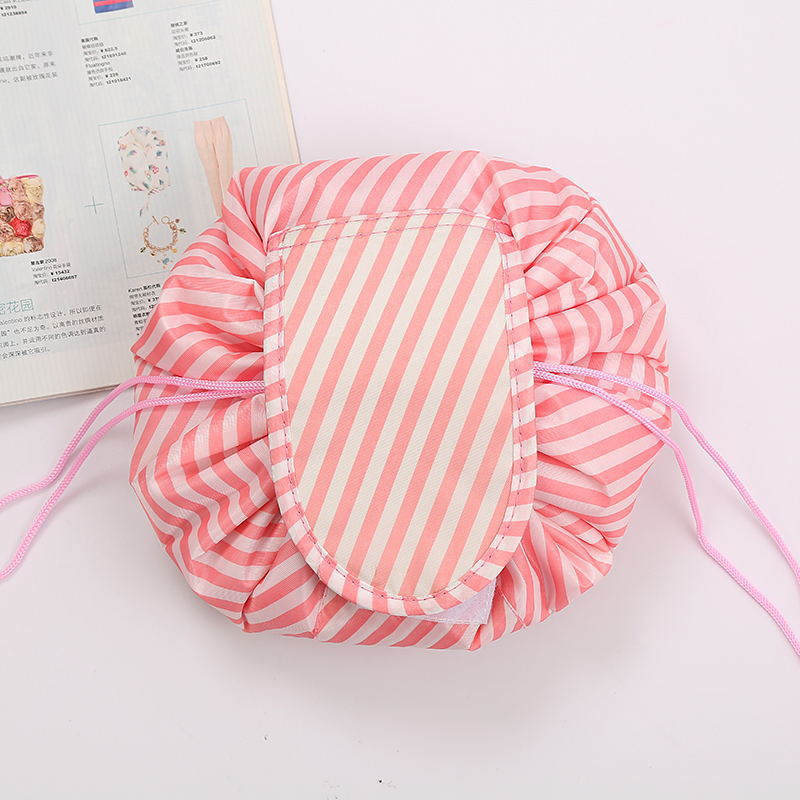 EazyGlam - Innovative Schnürsenkel Kosmetik Tasche